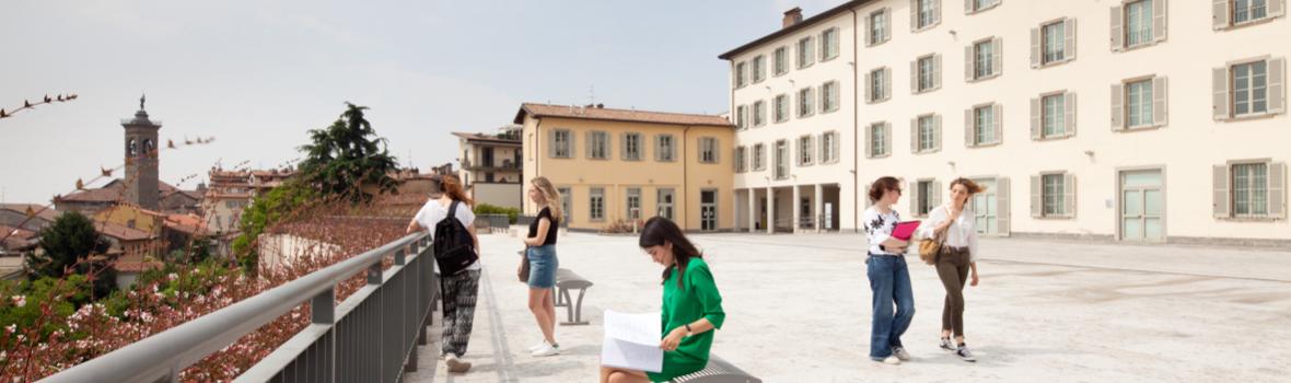 Studenti